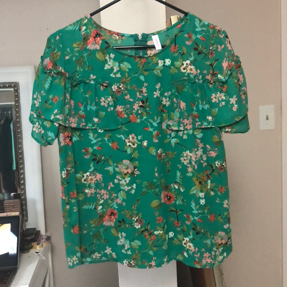 Green Flower Top